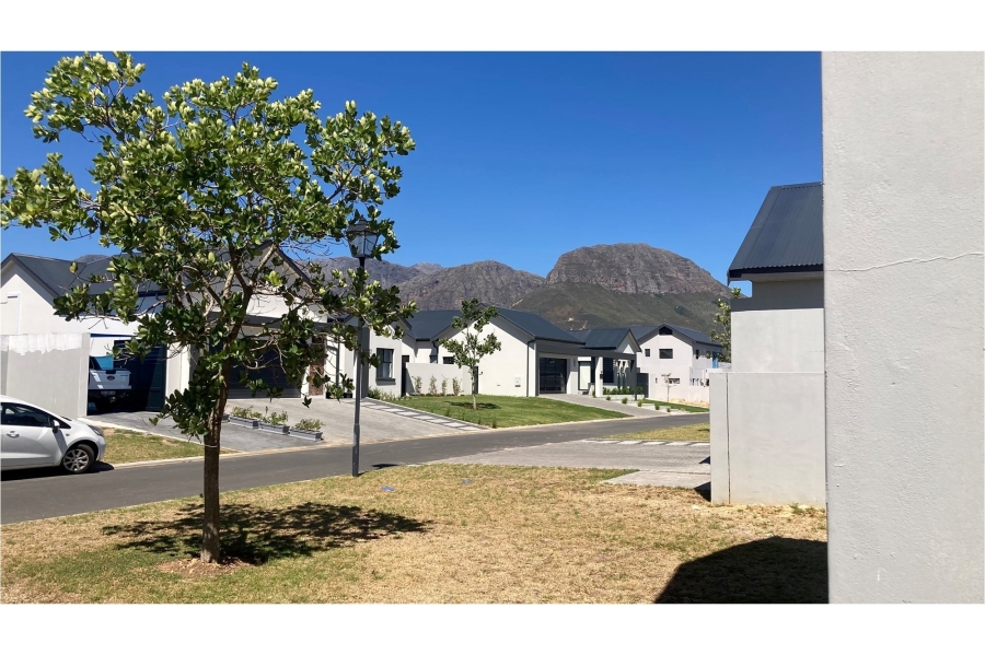 4 Bedroom Property for Sale in Paarl South Western Cape